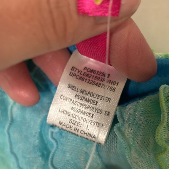 New with tags, womens size large shirt, #H862 - Picture 4 of 6